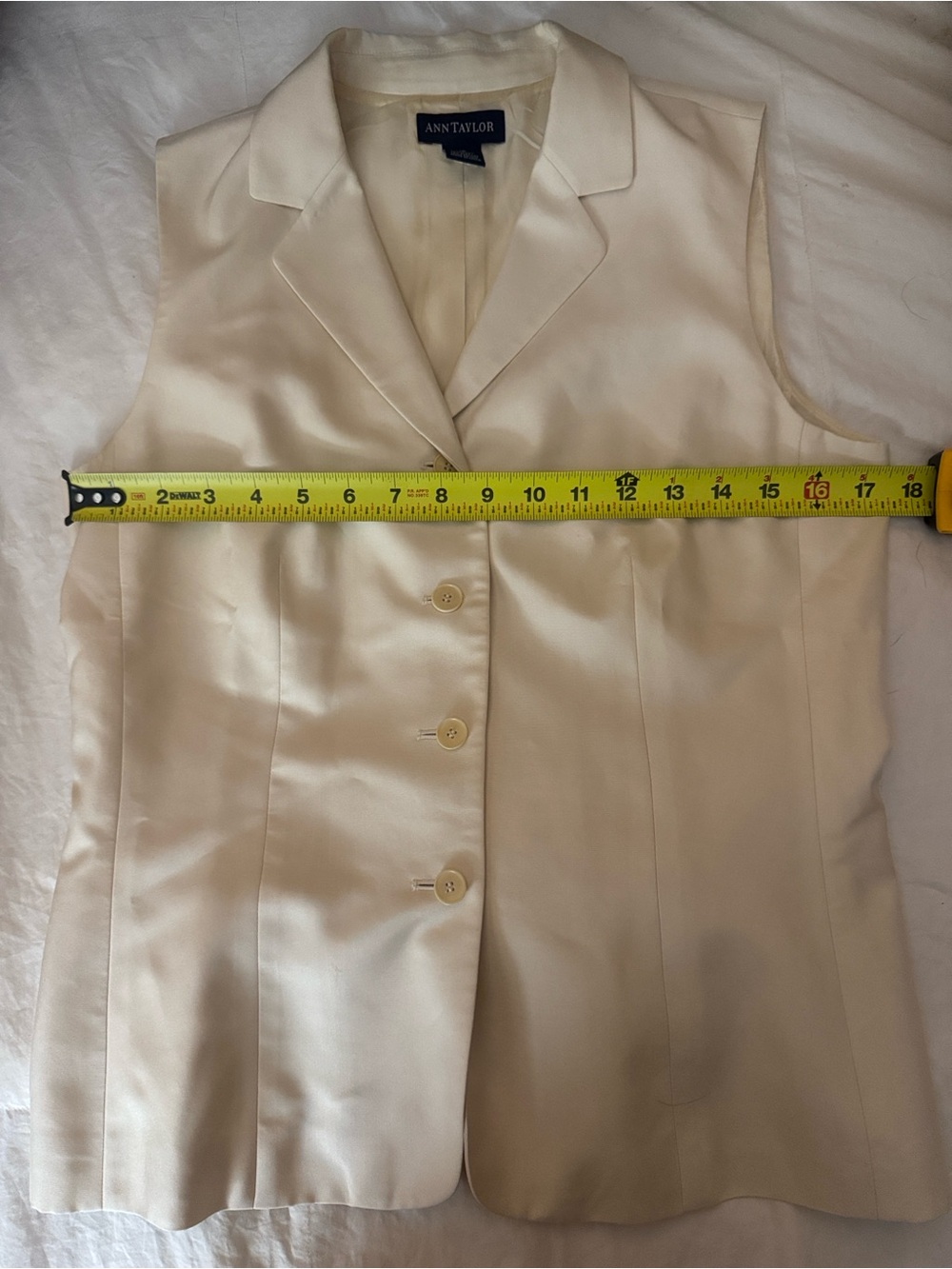 Ann Taylor Cream Sleeveless Button Front Blazer Top - Picture 5 of 6